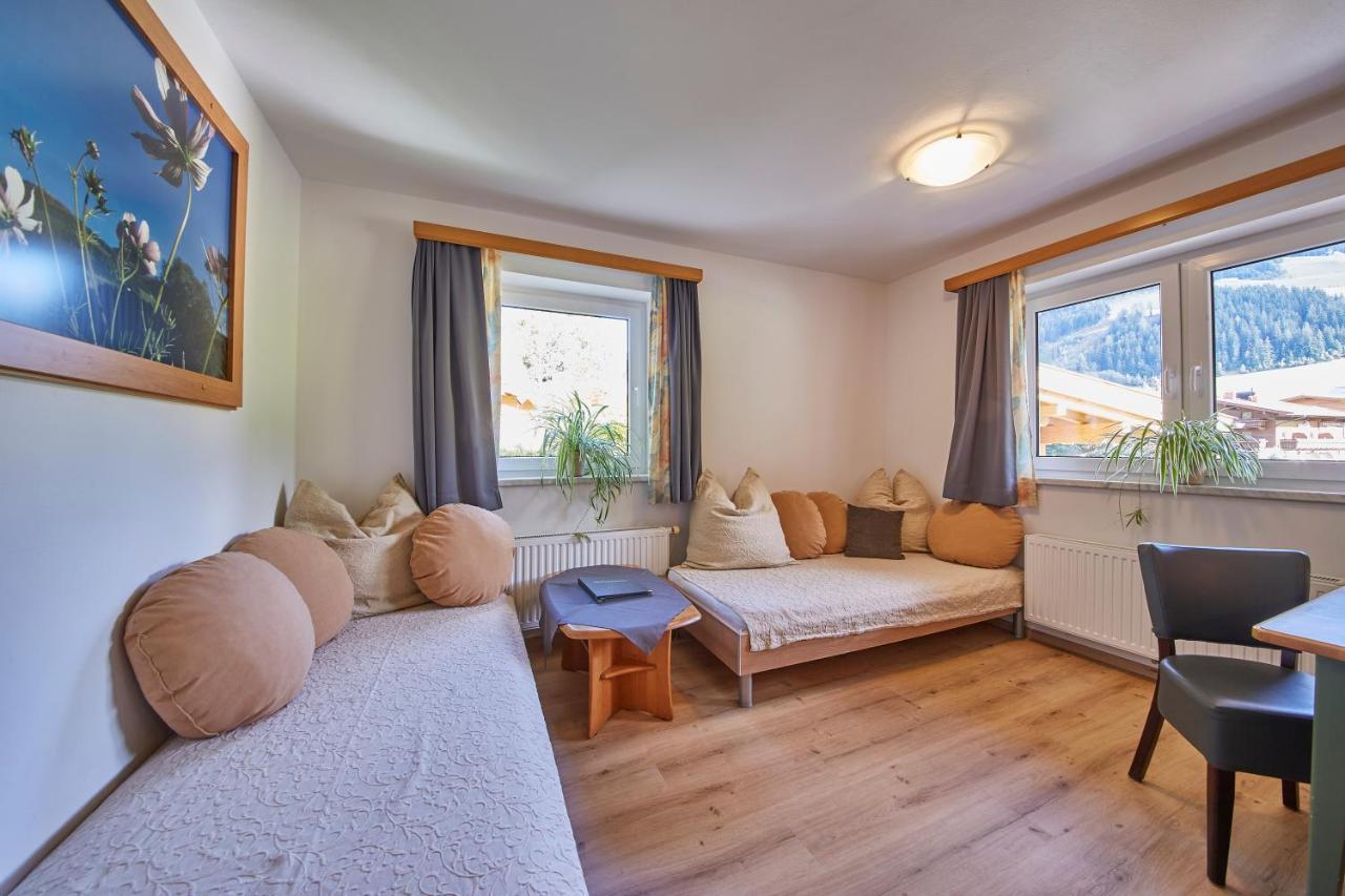 Am Zwoelferkogel Appartements Saalbach-Hinterglemm Luaran gambar